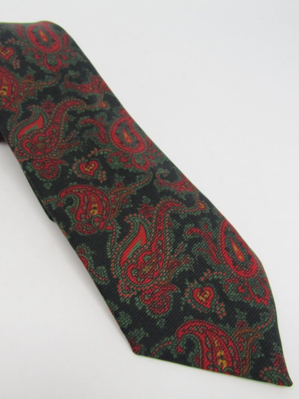 Ferrell Reed for Roger Stevens Tie Paisley Canterbury Cloth Necktie Silk Twill